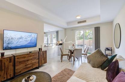 Townhouse - 2 - 2 for rent in Springs 1 - The Springs - Dubai