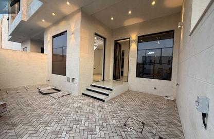 Townhouse - 4 - 6 for sale in Al Zaheya Gardens - Al Zahya - Ajman