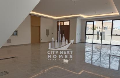 Villa - 5 Bedrooms - 7 Bathrooms for rent in Al Barsha South 1 - Al Barsha South - Al Barsha - Dubai