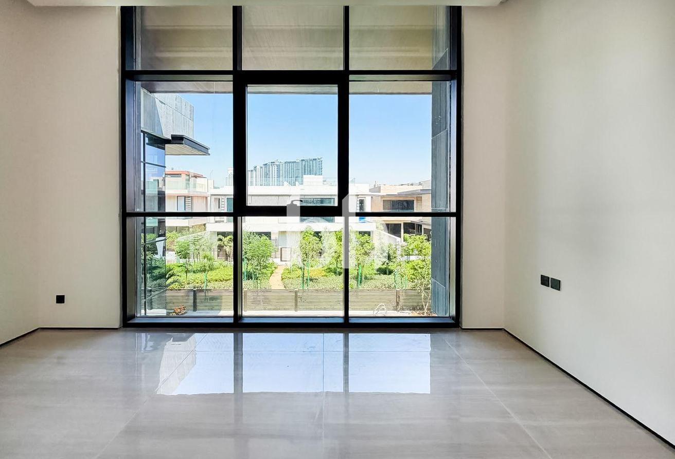 Exceptional Villa | Available Now | Brand New photo 23