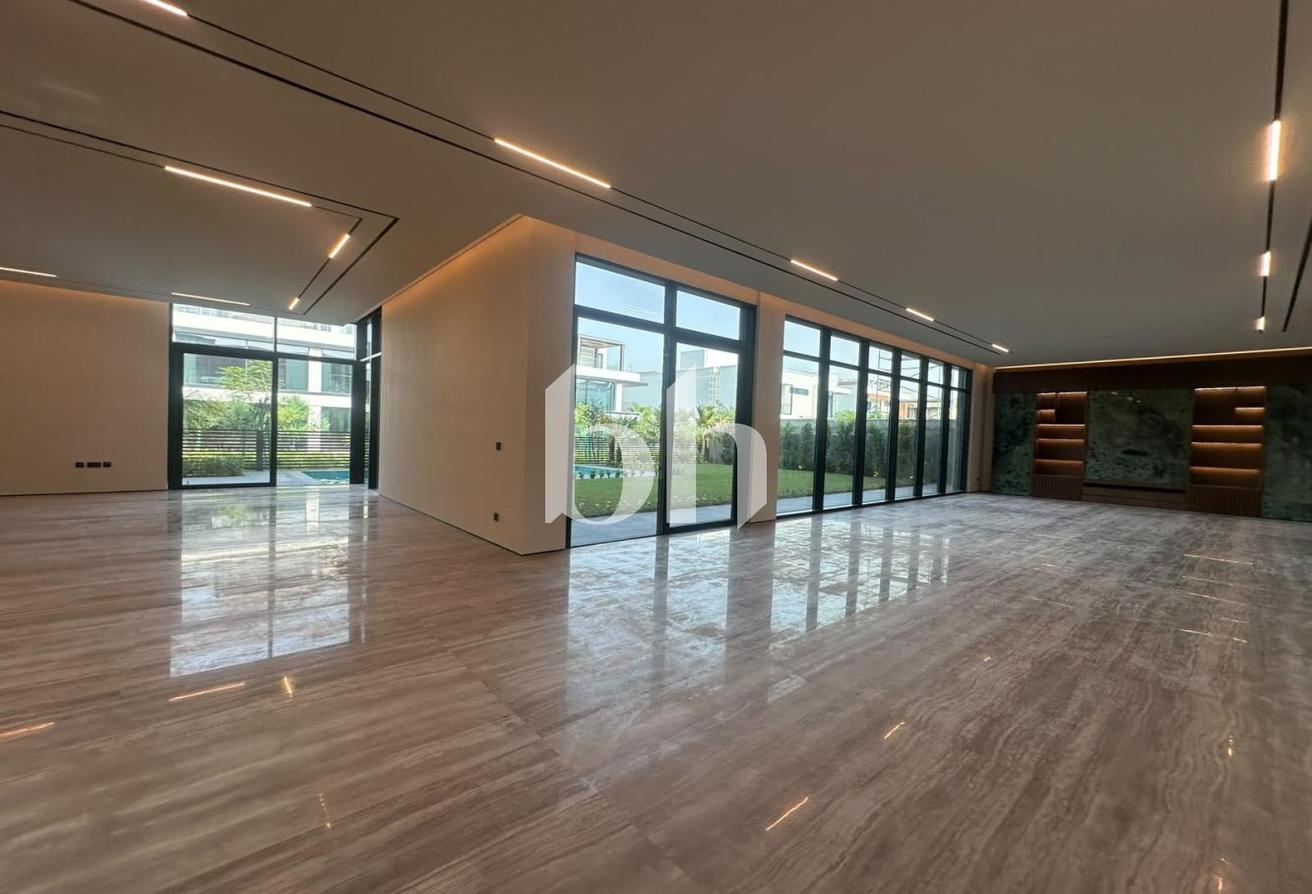 Exceptional Villa | Available Now | Brand New photo 6