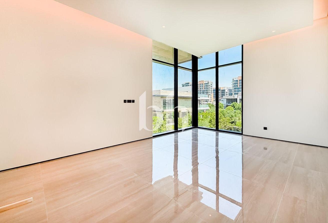 Exceptional Villa | Available Now | Brand New photo 26