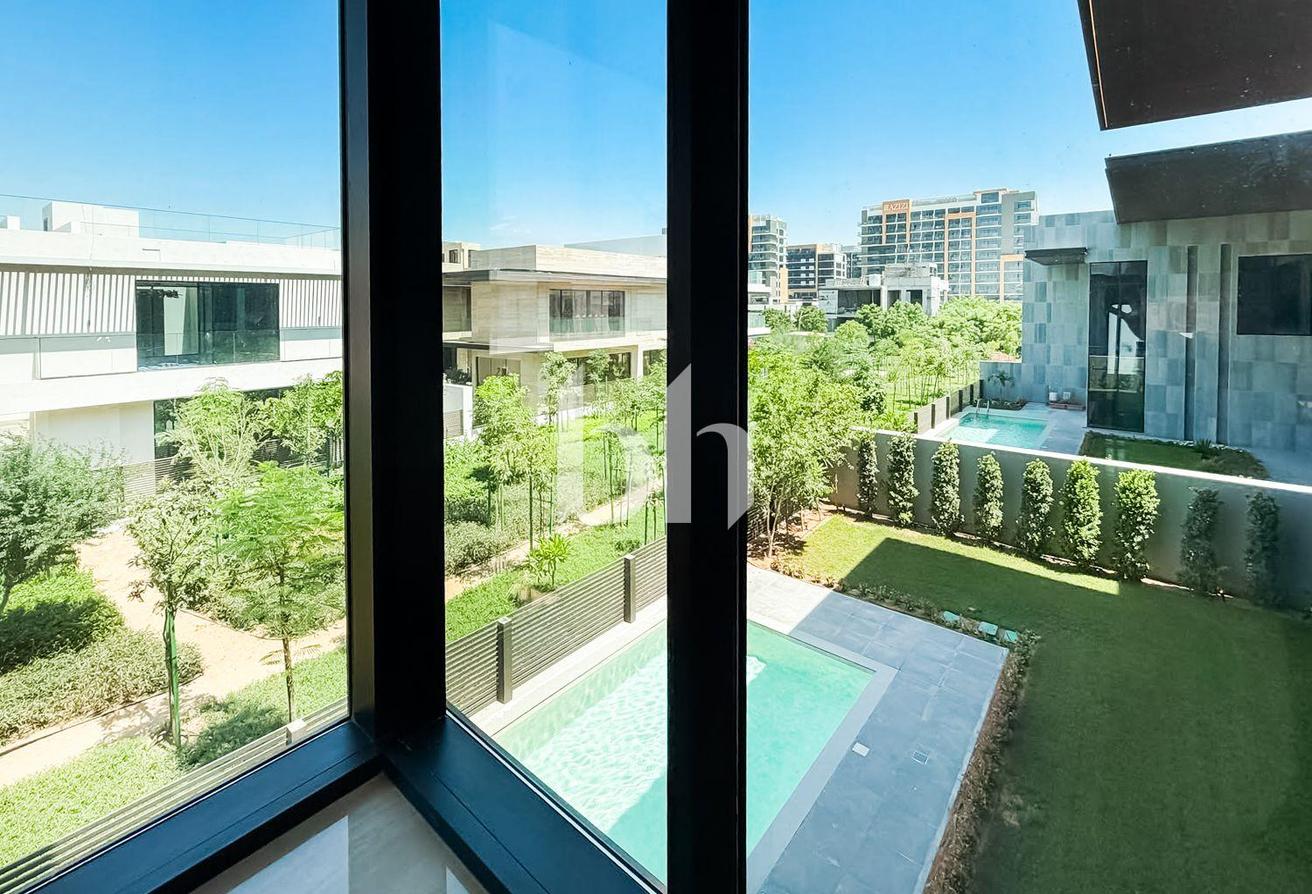 Exceptional Villa | Available Now | Brand New photo 5