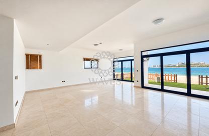 Villa - 5 - 6 for rent in Palma Residences - Palm Jumeirah - Dubai