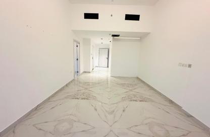 Apartment - 1 Bedroom - 2 Bathrooms for rent in International City Phase 2 - Al Warsan 4 - Al Warsan - Dubai