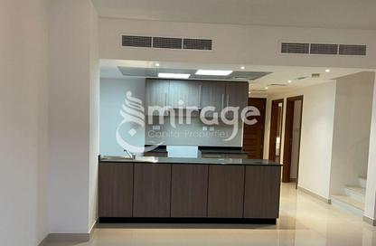 Villa - 4 - 6 for rent in Manazel Al Reef 2 - Al Samha - Abu Dhabi
