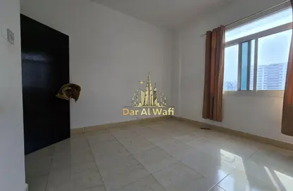 شقة - غرفة نوم - 1 حمام للايجار في برج القمر 2 - أبراج القمر - النهدة - الشارقة