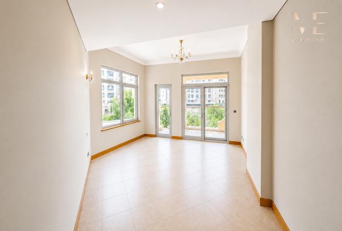 127018393 - Property Image 3