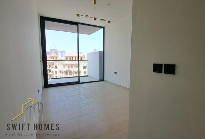 82783455 - Property Image 3