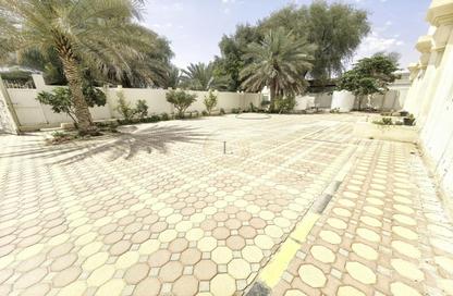 Apartment - 4 Bedrooms - 4 Bathrooms for rent in Maadhi - Al Towayya - Al Ain Apartment - 4 Bedrooms - 4 Bathrooms for rent in Maadhi - Al Towayya - Al Ain