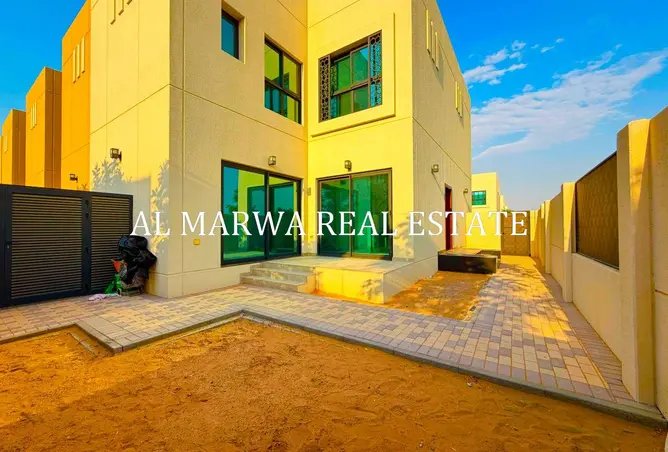 156935571 - Property Image 2