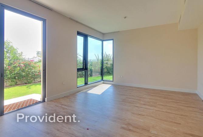 73852899 - Property Image 2