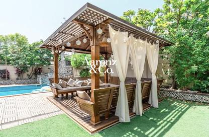 Villa - 4 - 5 for rent in District 3 - Jumeirah Park - Dubai
