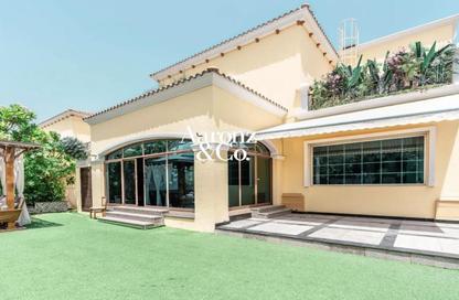 Villa - 4 - 5 for rent in District 3 - Jumeirah Park - Dubai