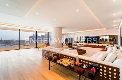 Apartment - 4 - 5 for sale in One at Palm Jumeirah - Palm Jumeirah - Dubai