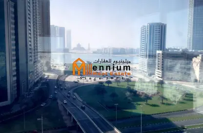 مكتب عمل جماعي - 6 غرف نوم - 4 حمامات للايجار في برج الدانا - المجاز 3 - المجاز - الشارقة