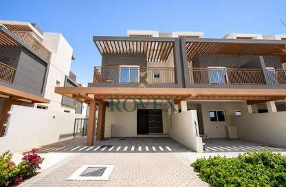 Townhouse - 4 - 4 for rent in Verona - Damac Hills 2 - Dubai