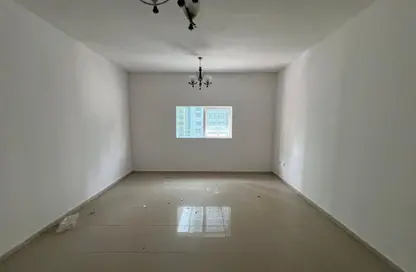 شقة - غرفة نوم - 2 حمامات للايجار في شارع التعاون الجديد - التعاون - الشارقة