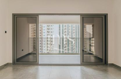 Apartment - 4 Bedrooms - 5 Bathrooms for rent in Riviera Tower - Al Majaz 3 - Al Majaz - Sharjah Apartment - 4 Bedrooms - 5 Bathrooms for rent in Riviera Tower - Al Majaz 3 - Al Majaz - Sharjah