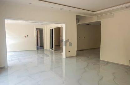 Villa - 5 - 7 for rent in Yasmin Community - Al Raha Gardens - Abu Dhabi