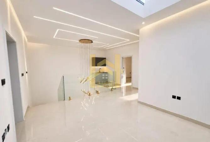 81943577 - Property Image 3