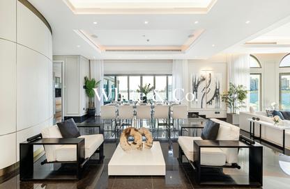 Villa - 5 Bedrooms - 6 Bathrooms for rent in Signature Villas Frond K - Signature Villas - Palm Jumeirah - Dubai