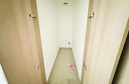 Apartment - 1 Bedroom - 2 Bathrooms for rent in International City Phase 2 - Al Warsan 4 - Al Warsan - Dubai