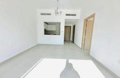 Apartment - 1 Bedroom - 2 Bathrooms for rent in International City Phase 2 - Al Warsan 4 - Al Warsan - Dubai