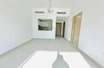 Apartment - 1 Bedroom - 2 Bathrooms for rent in International City Phase 2 - Al Warsan 4 - Al Warsan - Dubai