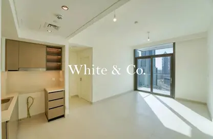 شقة - غرفة نوم - 2 حمامات للايجار في برج التاج - وسط مدينة دبي - دبي شقة - غرفة نوم - 2 حمامات للايجار في برج التاج - وسط مدينة دبي - دبي