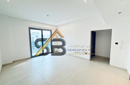 Apartment - 1 Bedroom - 2 Bathrooms for rent in Jumeirah Garden City - Al Satwa - Dubai