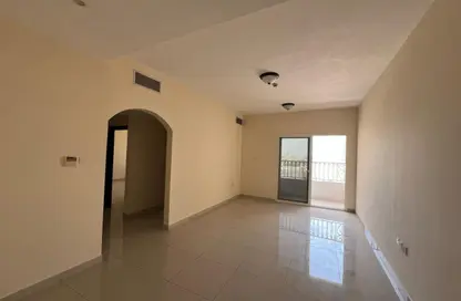 شقة - 2 غرف نوم - 2 حمامات للايجار في شارع التعاون الجديد - التعاون - الشارقة شقة - 2 غرف نوم - 2 حمامات للايجار في شارع التعاون الجديد - التعاون - الشارقة