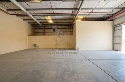 Warehouse - Studio - 1 for rent in Al Sajaa S - Al Sajaa - Sharjah
