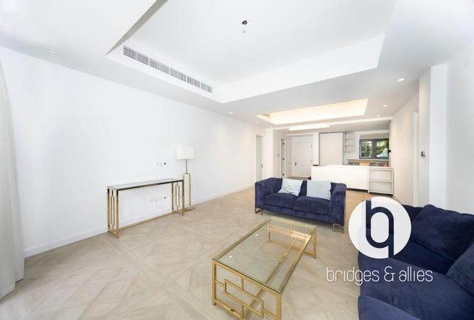 77363940 - Property Image 2