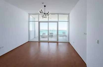 شقة - 1 حمام للايجار في مساكن الجوهرة - مثلث قرية جميرا - دبي