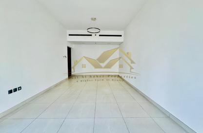 Apartment - 1 - 2 for rent in Al Habbai 3 - Jumeirah Garden City - Al Satwa - Dubai