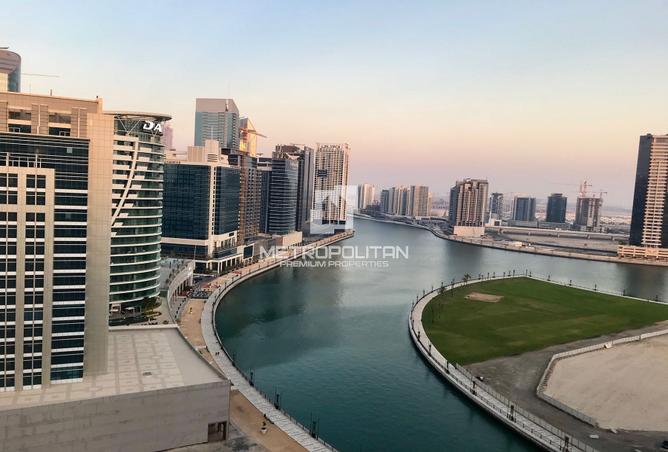 Fully Furnished | Canal View | Prime Location photo 2