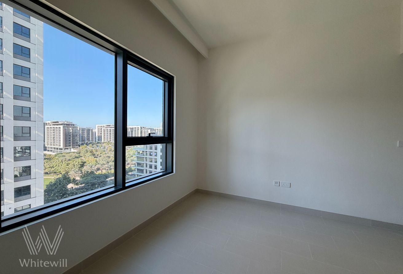 POOL AND PARK VIEW | VACANT | READY TO MOVE IN photo 18