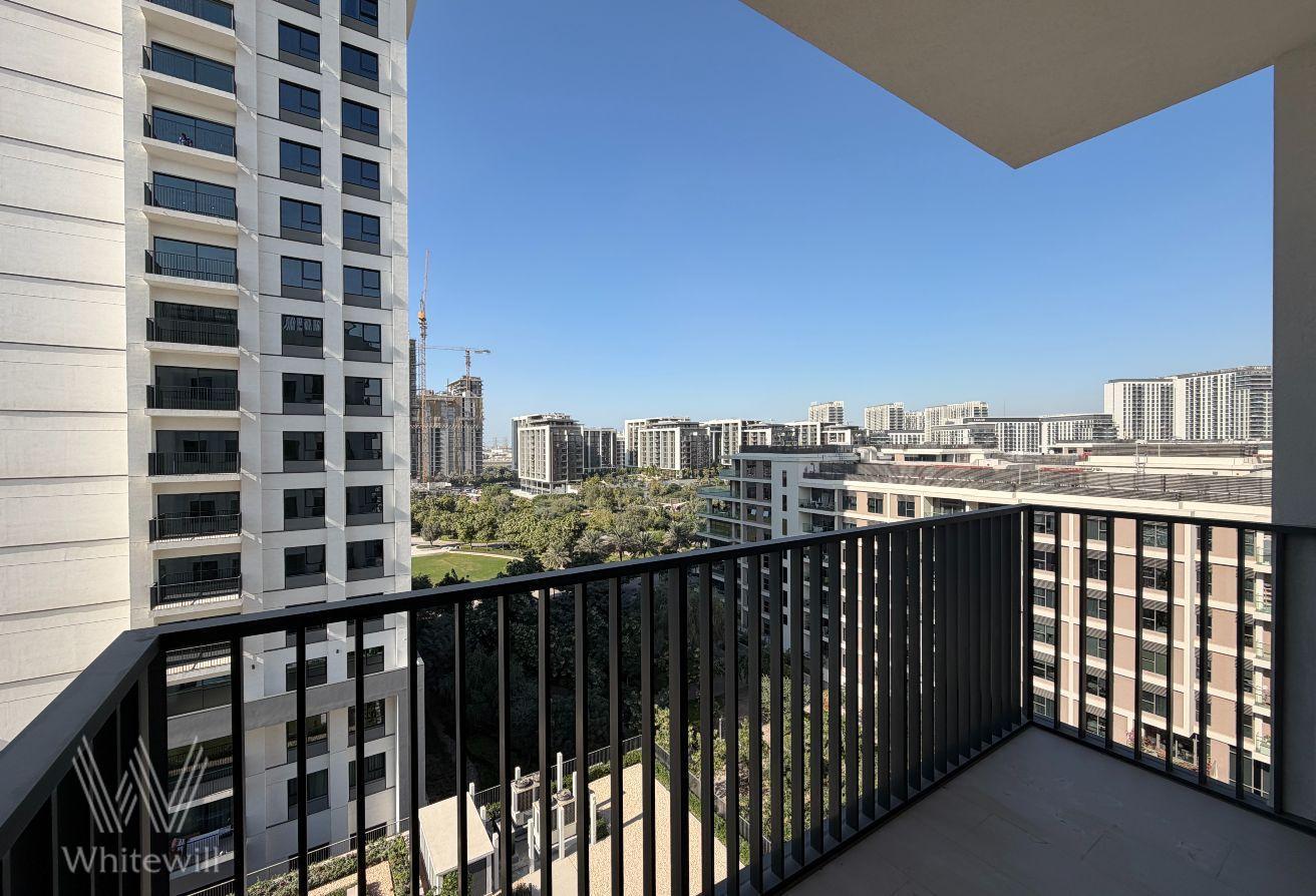 POOL AND PARK VIEW | VACANT | READY TO MOVE IN photo 6