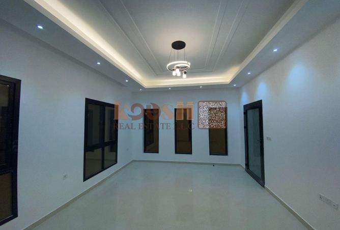 90924620 - Property Image 3