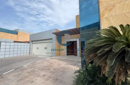 فيلا - 3 غرف نوم - 4 حمامات للايجار في الخالدية - أبوظبي