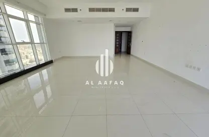 شقة - 3 غرف نوم - 4 حمامات للايجار في الممزر - الممزر - الشارقة - الشارقة