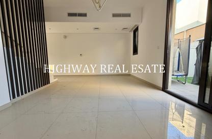Townhouse - 2 - 3 for rent in Nasma Residence - Al Tai - Sharjah