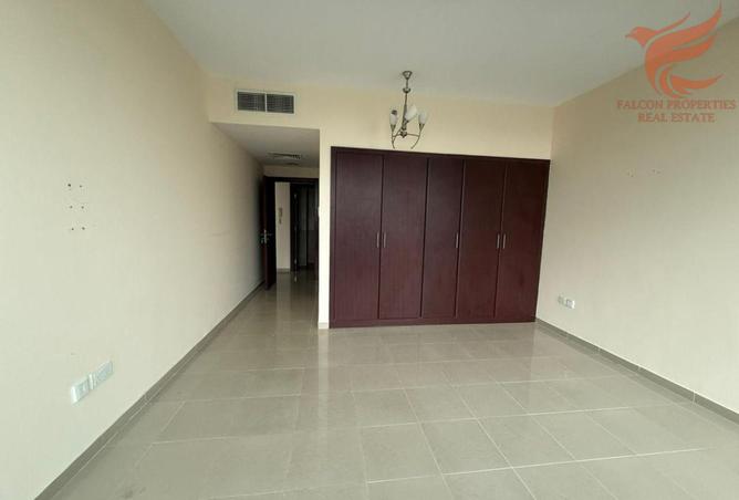 70671310 - صورة العقار 3