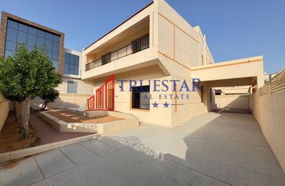 Villa - 4 - 3 for rent in Jumeirah 3 Villas - Jumeirah 3 - Jumeirah - Dubai