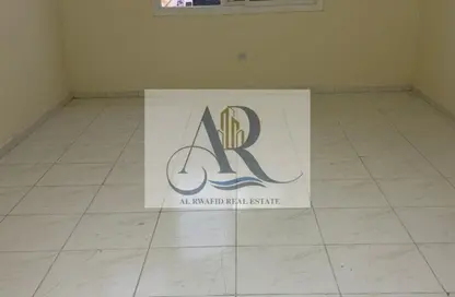 Labor Camp - Studio - 7+ Bathrooms for rent in Al Sajaa S - Al Sajaa - Sharjah