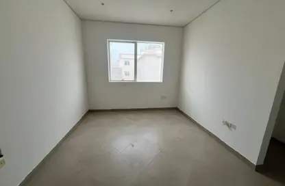 Apartment - 1 Bedroom - 1 Bathroom for rent in Al Qulaya'ah - Al Sharq - Sharjah