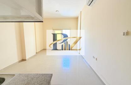 Apartment - Studio - 1 for rent in Fire Station Road - Muwaileh - Sharjah Apartment - Studio - 1 for rent in Fire Station Road - Muwaileh - Sharjah