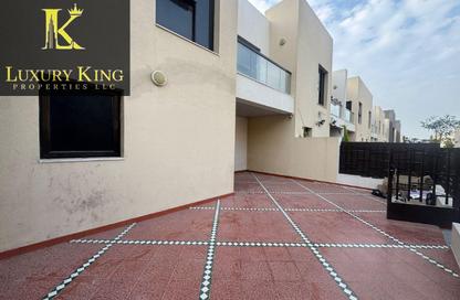 Apartment - 3 Bedrooms - 3 Bathrooms for sale in Souk Al Warsan Townhouses C - Souk Al Warsan - International City - Dubai Apartment - 3 Bedrooms - 3 Bathrooms for sale in Souk Al Warsan Townhouses C - Souk Al Warsan - International City - Dubai