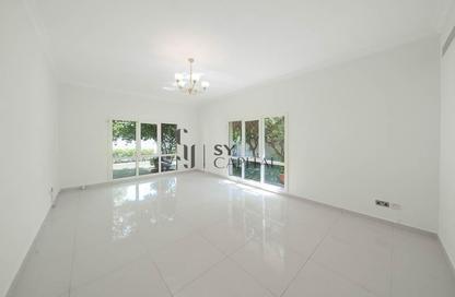 Villa - 5 Bedrooms - 7 Bathrooms for rent in Meadows 4 - Meadows - Dubai